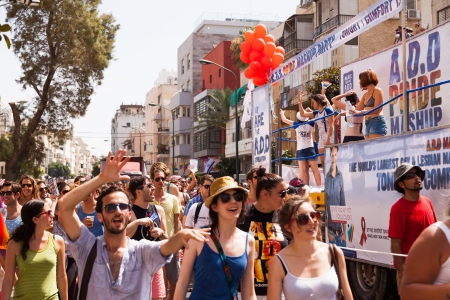 Tel-Aviv, Israel - June 7, 2013: People partying at the annual gay parade in the streets of Tel-Aviv.のeditorial素材