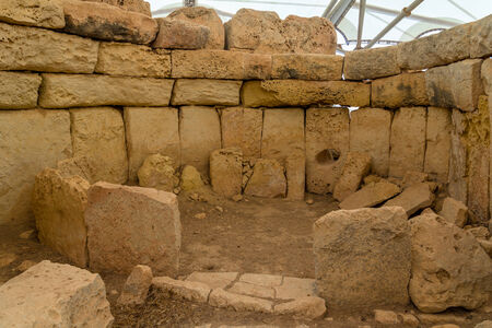 Chamber from Hagar Qim temple in Malta の写真素材