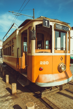The old Porto streetcar in the street.のeditorial素材