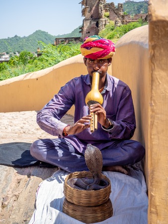 Jaipur, India, 20th September 2018 Daily scenes of local people watching tourists, asking for money or posing for themのeditorial素材