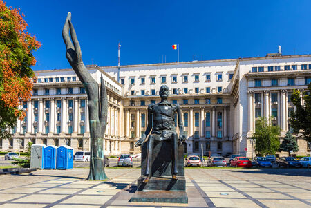 The statue of Iuliu Maniu in Bucharest, Romaniaのeditorial素材