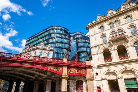Holborn Viaduct, a road bridge in the city centre of Londonのeditorial素材