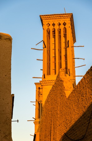 Traditional houses in Yazd with windcatcher ventilation towers - Iranの写真素材