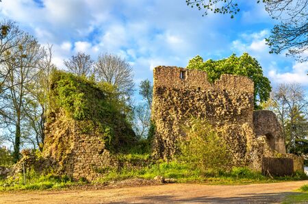 Chateau de Bressuire, a ruined castle in Franceの写真素材