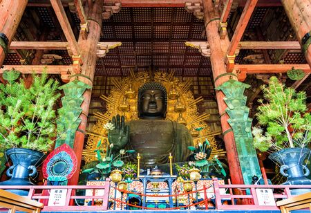 Daibutsu, Giant Buddha statue in Todai-ji temple - Nara, Japanのeditorial素材