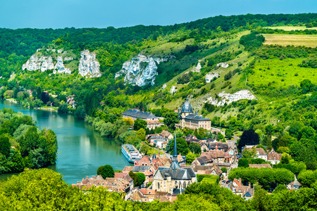 Les Andelys commune on the banks of the Seine in Franceの写真素材