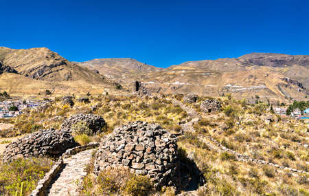 Pre-Incan ruins at Chivay in Peruの写真素材