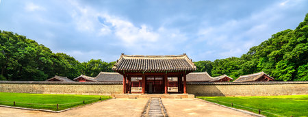 Jongmyo Shrine a Confucian royal ancestral shrine, UNESCO world heritage in Seoul, South Koreaの写真素材