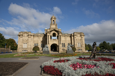Cartwright Hall Art Gallery in Lister Park, Manningham, Bradford, West Yorkshire, UK in October 2013のeditorial素材