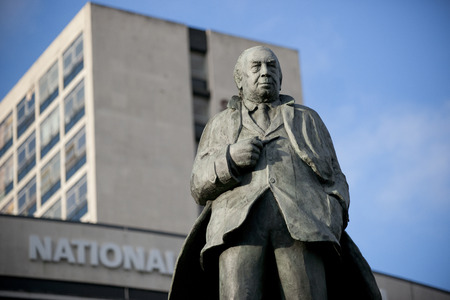 Statue of JB Priestley (born in the city), author or An Inspector Calls outside the entrance to the National Media Museum in Bradford, Yorkshire, UK. Taken 10-10-13のeditorial素材