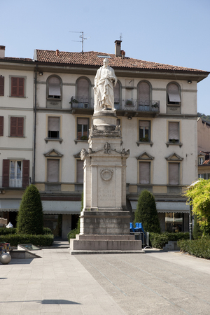 Alessandro Volta Statue, Como, Italy, August 2011のeditorial素材