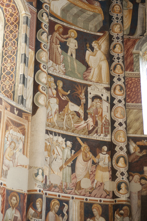 Â Interior of the Basilica of Sant'Abbondio, Como, Lombardy, Italy, Europe - September 2011のeditorial素材