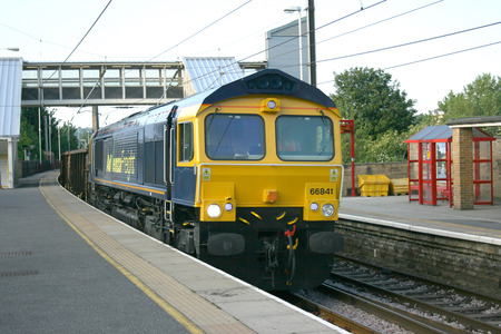 Advenza Class 66 freight loco number 66844 at Shipley Station, Shipley, West Yorkshire, UK - 26th August 2009.のeditorial素材