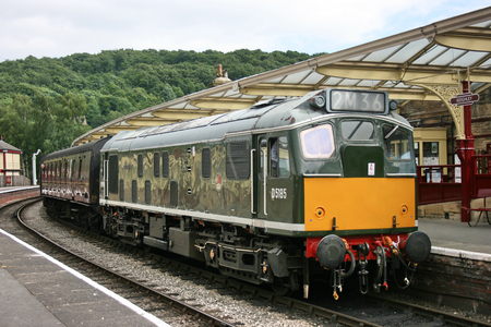 Class 25 Diesel D5185 Locomotive at Keighley, Keighley and Worth Valley Railway, West Yorkshire, UK - June 2008のeditorial素材