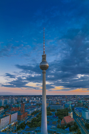 Berlin, Germany - 17th August 2018: The Fernsehturm TV Tower near Alexanderplatzのeditorial素材