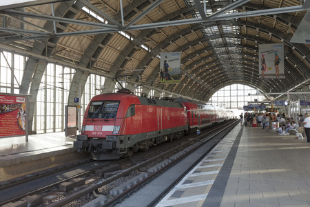 Alexanderplatz Station, Berlin, Europe: 18th August 2018: Regional Train Service at Alexanderplatz stationのeditorial素材