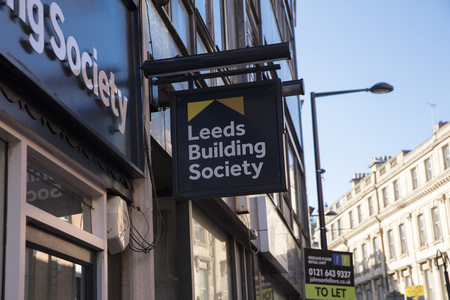 Derby, Derbyshire, UK: October 2018: Leeds Building Societyのeditorial素材