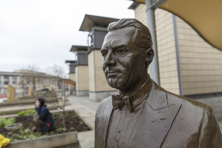 Bristol, United Kingdom, 21st February 2019, commemorative statue of Archibald Leach aka Cary Grantのeditorial素材