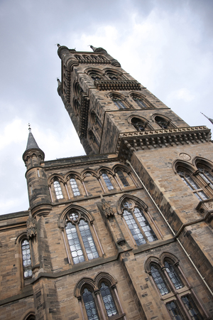 Glasgow, Scotland, 7th September 2013, the Main building and tower of the University of Glasgow at Gilmorehillのeditorial素材