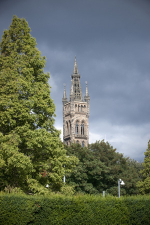Glasgow, Scotland, 7th September 2013, the Main building and tower of the University of Glasgow at Gilmorehillのeditorial素材