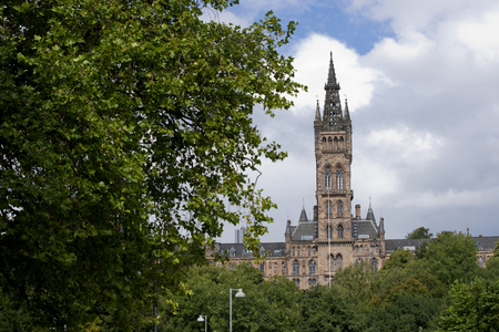 Glasgow, Scotland, 7th September 2013, the Main building and tower of the University of Glasgow at Gilmorehillのeditorial素材