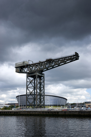 River Clyde, Glasgow, Scotland, UK, September 2013, the historic Finneston Craneのeditorial素材