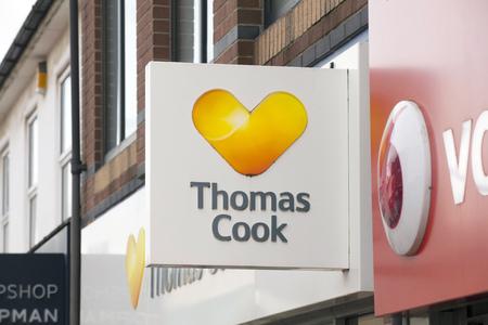 Thomas Cook Travel Agents Sign - Scunthorpe, Lincolnshire, United Kingdom - 23rd January 2018のeditorial素材