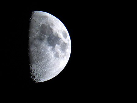 The Moonの写真素材