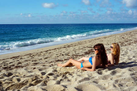  Young active women - girl friends on a beach, Italy の写真素材