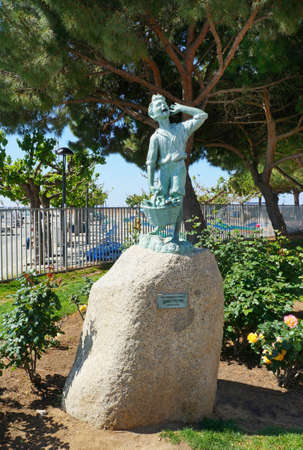Cambrils, Spain - may 16, 2016: View of  city, streets and  modern  sculptureのeditorial素材