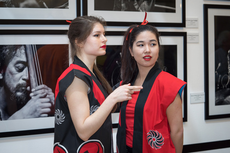 Moscow, Russia - April 21, 2017: Taiko drummers girls from the "Taiko inspiration" group in the Central House of Artists at the festival of modern phMoscow, Russia - April 21, 2017: Taiko drummers girls from the "Taiko inspiration" group  visit the Centraのeditorial素材