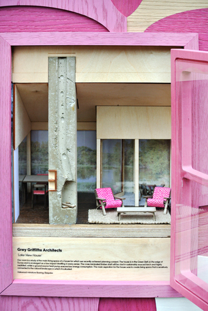 London,uk. 23 May 2018: clerkenwell design week decorated wallのeditorial素材