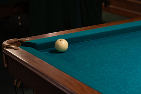 billiard balls on a table with green cloth, leisure activities, sports gamesの写真素材