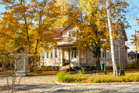 KOUVOLA, FINLAND - OCTOBER 10, 2018: Beautiful autumn in old rustic museum district of Kouvola - Kaunisnurmi, Museum of Radio.のeditorial素材