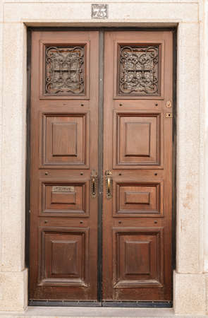 The door in Evora, Portugalのeditorial素材