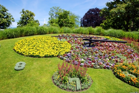 Famous flower clock, Geneva, Switzerland. This masterpiece of art and technology was realised in 1955 for the first time and symbolyses the Geneva watch industry.のeditorial素材