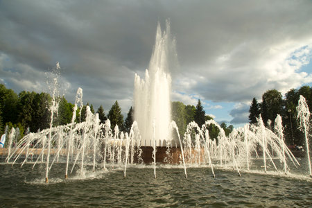 SAINT-PETERSBURG, RUSSIA. 4 JUNY 2016. Fountain in Primorsky Victory Park in St. Petersburgのeditorial素材