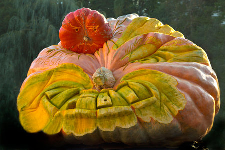 LUDWIGSBURG, GERMANY, 16 OCTOBER 2016. Figures made from a pumpkin in the park of the town of Ludwigsburg.のeditorial素材