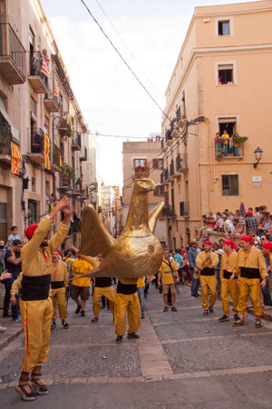 TARRAGONA, CATALONIA, SPAIN. 23 SEPTEMBER 2015. The Santa Tecla Festival in Tarragona. The march through the city center.のeditorial素材