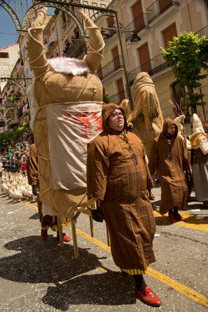 ALCOY, ALICANTE, SPAIN. 22 APRIL 2017. Festival of the Moors and Christians. The march through the city center.のeditorial素材