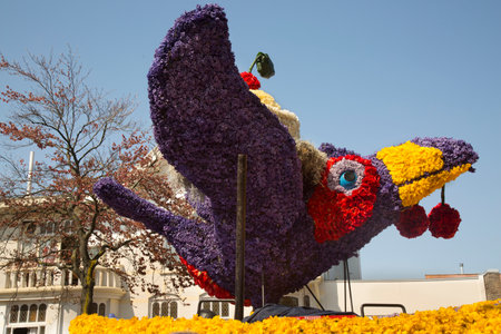 SASSENHEIM, NETHERLANDS, 21 APRIL 2018. Flower Parade, Bloemencorso.のeditorial素材