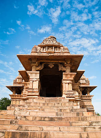 Erotic Temple in Western Temples of Khajuraho, Madhya Pradesh, India. Popular amongst tourists all over the world.のeditorial素材