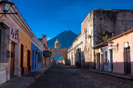 St Catarina arc and volcano Antigua Guatemalaのeditorial素材
