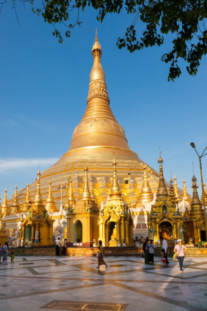 Yangon, Myanmar - 2017, January 7 : The golden stupa of the buddhist Shwedagon Paya, one of the most important buddhist monuments in the world, in the city of Yangon in Burmaのeditorial素材
