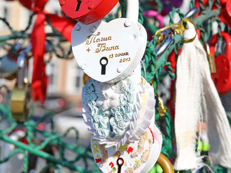 Tree of Love, Luzhkov Bridge  Moscow, Russia  Padlocks in the shape of a heart - a symbol of eternal love and union のeditorial素材