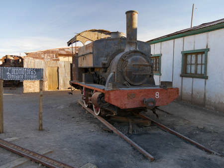 Derelict and rusting accommodation village at the historic Humberstone Saltpeter Works in the Atacama Desert near Iquique in Chile. The site is now an open air museum and a Unesco World Heritage SIteのeditorial素材