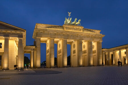 Brandenburger Tor by night, Berlin, Germanyの写真素材