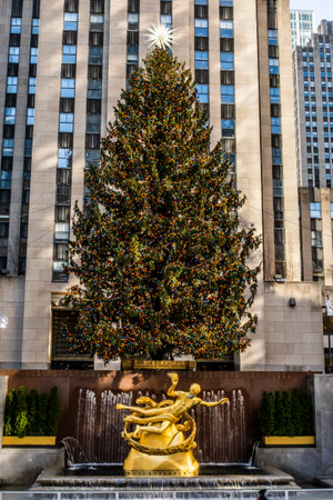 The Rockefeller Christmas treeのeditorial素材