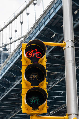 Traffic light on the Brooklyn Bridge in New York City, USAの写真素材