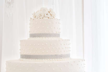 white floral wedding cakeの写真素材